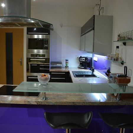 Apartman Zderadova Brno Ngoại thất bức ảnh