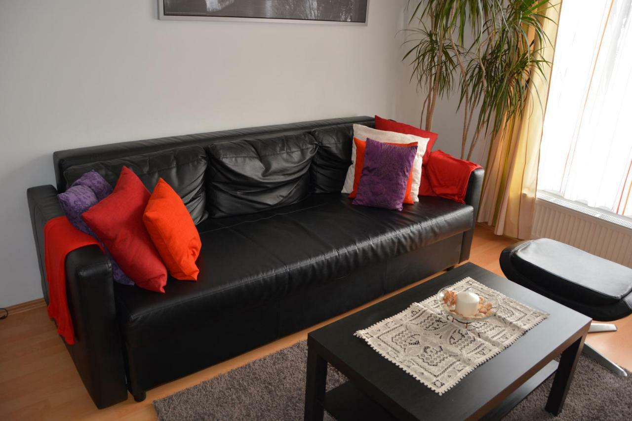 Apartman Zderadova Brno Ngoại thất bức ảnh
